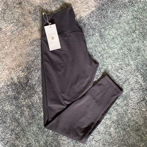 Brand new buff bunny leggings